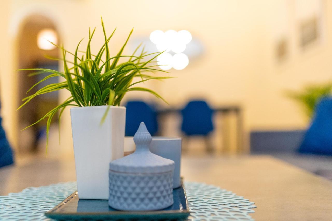 Niovi, Stylish Near The Waterfront Appartement